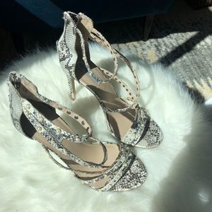 Steve Madden pearl snakeskin heel